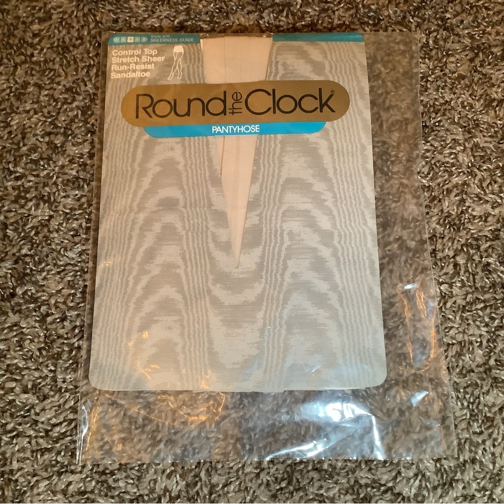 Round the Clock control top run resistant pantyhose, color bone, size: B